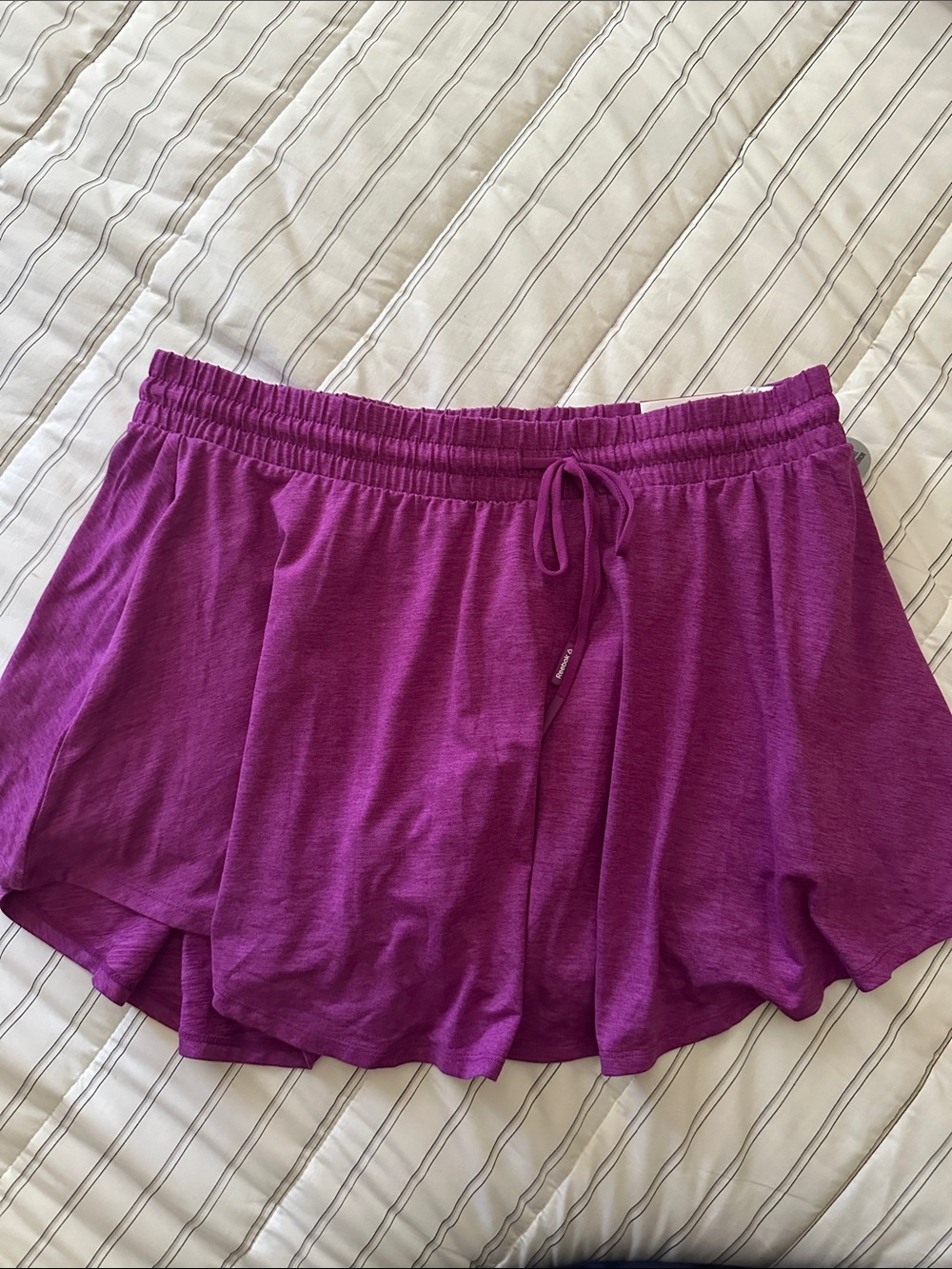 Reebok Purple-Magenta Performance Drawstring Shorts/skorts